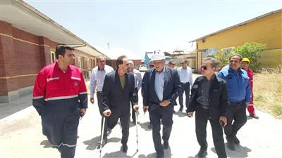 كاركنان صنعت نفت سربلند در جنگ اقتصادی