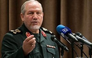 سردار رحیم صفوی: بیش از ۵ میلیون افغان در ایران، اگر برای هر وعده غذا، فقط یک نان مصرف کنند، روزانه ۱۵ میلیون نان مصرف می‌شود؛ این برای کشور هزینه‌بر است