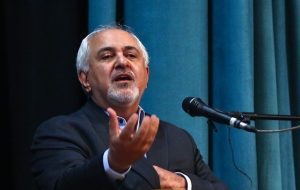 ظریف: رو راست بگویم؛ پارسال فکر می‌کردند که با سخت گیری، حجاب همه درست می‌شود، اما نشد / آینده براساس واقعیات شکل می‌گیرد نه آرزو‌ها