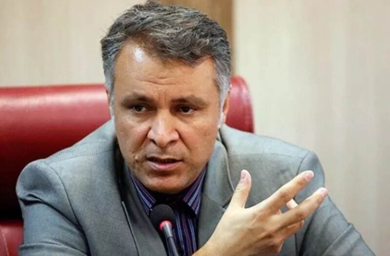 فاضلی: رئیسی و اصولگرایان در چاهی افتادهاند که برای دولت روحانی کندند؛ با شعار نمیشود مملکت ساخت / از مداح تا فعال سیاسی قیمت ارز را مسخره میکردند و حالا خود مضحکه شدهاند فاضلی: رئیسی و اصولگرایان در چاهی افتادهاند که برای دولت روحانی کندند؛ با شعار نمیشود مملکت ساخت / از مداح تا فعال سیاسی قیمت ارز را مسخره میکردند و حالا خود مضحکه شدهاند