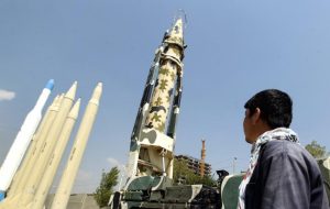 بلومبرگ: آمریکا بر این باور است که حمله ایران به اسرائیل قریب الوقوع است / یک مقام آمریکایی: اگر حمله‌ای به اسرائیل صورت گیرد، به تل‌آویو برای دفاع از خود کمک خواهیم کرد / لوفت هانزا پروازهایش به مقصد تهران و از مبدا تهران را تعلیق کرد