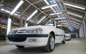 ادعای ایران خودرو درباره اخذ مجوز افزایش ۱۵۰ میلیون تومانی قیمت پژو پارس / مشتریان که سال گذشته برای این خودرو ثبت‌نام کرده بودند، باید قیمت‌های جدید را پرداخت کنند