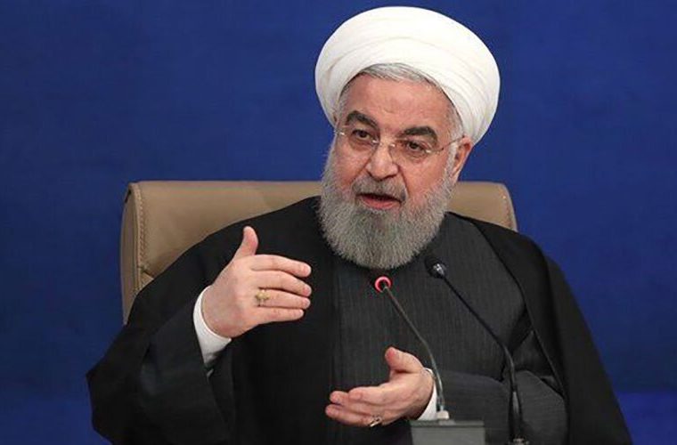 انتقاد روحانی از جلیلی: به دلیل برجام بود که ما در بنزین هم خودکفا شدیم/ با برجام بسیاری از پروژههای پارس جنوبی که به خاطر تحریمها خوابیده بود، حل شد و در گاز خودکفا شدیم انتقاد روحانی از جلیلی: به دلیل برجام بود که ما در بنزین هم خودکفا شدیم/ با برجام بسیاری از پروژههای پارس جنوبی که به خاطر تحریمها خوابیده بود، حل شد و در گاز خودکفا شدیم