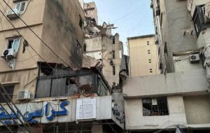 ترور نفر دوم شاخه نظامی حزب الله در حمله اسرائیل / ادعای العربیه: فرمانده هدف قرار گرفته در ضاحیه بیروت در اندازه عماد مغنیه بود / نام او فواد شکر ملقب به حاج محسن است / منابع لبنانی: فواد شکر از حمله جان سالم به در برد