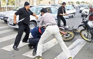 بازداشت ۱۰ شرور تبعه کشور همسایه به دلیل قمه‌کشی در این خیابان تهران