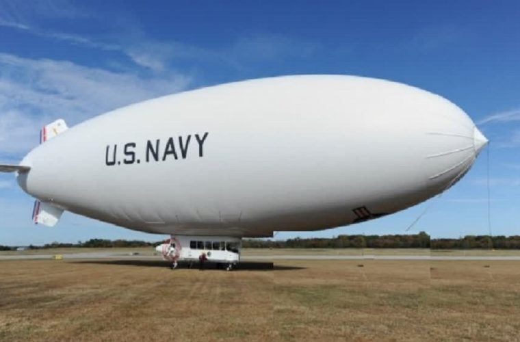 سرنگونی بالون اطلاعاتی آمریکا در دیرالزور سوریه سرنگونی بالون اطلاعاتی آمریکا در دیرالزور سوریه