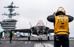 سنتکام: در حال اعزام جنگندههای اضافی به سمت خاورمیانه هستیم سنتکام: در حال اعزام جنگندههای اضافی به سمت خاورمیانه هستیم