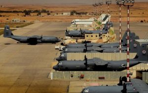 روزنامه اسرائیلی: حمله موشکی ایران خسارات سنگینی به پایگاه نِواتیم در صحرای نقب وارد کرد / این خسارات بر پدافند هوایی اسرائیل تأثیر منفی خواهد گذاشت روزنامه اسرائیلی: حمله موشکی ایران خسارات سنگینی به پایگاه نِواتیم در صحرای نقب وارد کرد / این خسارات بر پدافند هوایی اسرائیل تأثیر منفی خواهد گذاشت