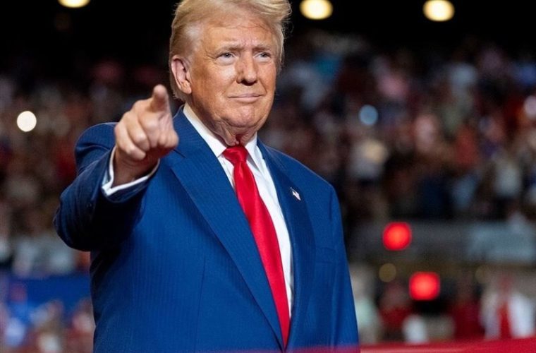 واکنش ترامپ به اظهارات بایدن درباره عدم حمایت از حمله اسرائیل به تاسیسات هستهای ایران: بایدن باید میگفت که اول تاسیسات هستهای را بزنیم، بعد به فکر بقیهاش باشیم واکنش ترامپ به اظهارات بایدن درباره عدم حمایت از حمله اسرائیل به تاسیسات هستهای ایران: بایدن باید میگفت که اول تاسیسات هستهای را بزنیم، بعد به فکر بقیهاش باشیم