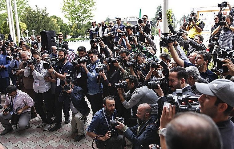 علیرضا غریب دوست، حقوقدان: فیلترینگ به خودی خود خلاف قانون است و محدود کردن خبرنگار هم خلاف قانون است / پاک کردن محتوای صفحه افراد هم در قانون نیامده است علیرضا غریب دوست، حقوقدان: فیلترینگ به خودی خود خلاف قانون است و محدود کردن خبرنگار هم خلاف قانون است / پاک کردن محتوای صفحه افراد هم در قانون نیامده است