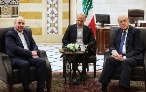 دفتر نخست وزیر لبنان: میقاتی از اظهارات قالیباف مبنی بر اینکه تهران آماده مذاکره با فرانسه درباره اجرای قطعنامه ۱۷۰۱ شورای امنیت است، تعجب می‌کند و آن را مداخله آشکار در امور لبنان می‌داند / وزارت خارجه، کاردار سفارت ایران را در خصوص این اظهارات احضار خواهد کرد / یک منبع ایرانی: آنچه از قالیباف درباره آتش‌بس در لبنان نقل شده درست نیست