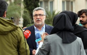 وزیر بهداشت: ارز ترجیحی دارو در سال آینده حذف می شود وزیر بهداشت: ارز ترجیحی دارو در سال آینده حذف می شود