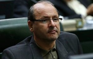 اگر وزارت اطلاعات تایید کند که فرزندان عاملی تابعیت خارجی دارند، مجلس ورود خواهد کرد / من هم اگر جای پزشکیان بودم، قانون حجاب را اجرا نمی کردم