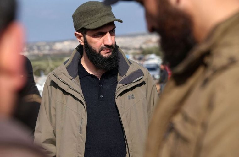 جولانی: امیدواریم ایران در مورد دخالت‌های خود در منطقه تجدید نظر کند / ما وارد تهران یا جنوب لبنان نشده‌ایم، بلکه در شهر‌ها و روستا‌های خود حضور داریم / با وجود زخم‌ها، وظیفه خود را به‌عنوان یک دولت در قبال اماکن ایران انجام دادیم / تهران باید در کنار مردم سوریه قرار می‌گرفت /  انتظار اظهارات مثبتی از ایران داشتیم