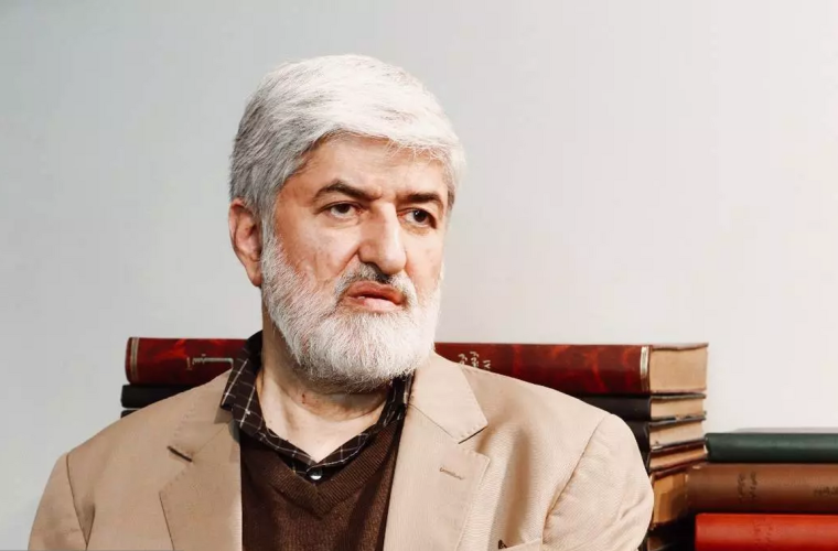 علی مطهری در صداوسیما: اینکه اتفاقات سال ۸۸ از بیرون طراحی شده بود را قبول ندارم / چهار ماه مانده به انتخابات، کسی نبود که به مجلس بیاید و نگوید که ما خدمت رهبری بودیم و نظر آقا به فلان شخص است؛ انقدر این را تکرار کردند که جا افتاد / اگر رهبری در یک دیدار خصوصی هم نظرشان را گفتند، چرا [بقیه] باید در بیرون، آن را اعلام کنند؟