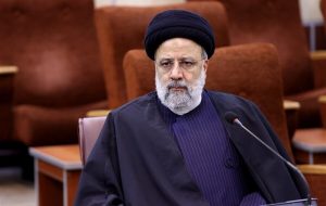 کیهان درباره بنیاد ابراهیم رئیسی: در اساسنامه بنیاد، ردیف اختصاصی بودجه وجود ندارد / این بنیاد هم مثل ۸۰ هزار مؤسسه فرهنگی دیگر، امکان استفاده از کمک‌های دولتی را دارد / برخی کینه رئیسی شهید را دارند، چون کارآمدی نظام ولایت فقیه را اثبات کرد