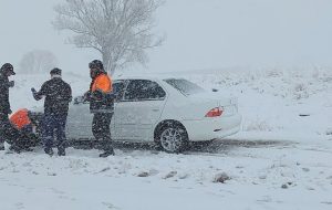 کولاک و یخ‌زدگی در راه؛ از سفر‌های غیرضروری خودداری کنید