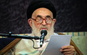 آیتالله العظمی دستغیب: روی قانون حجاب خط قرمز بکشید! قانون حجاب مشکل را حل نمیکند و خلاف شرع است/ کدامیک از فقها چنین چیزی را تأیید میکند که از قرآن و روایات است؟ امثال این قوانین فقط ناراحتیِ بیشتر در اجتماع ایجاد میکند آیتالله العظمی دستغیب: روی قانون حجاب خط قرمز بکشید! قانون حجاب مشکل را حل نمیکند و خلاف شرع است/ کدامیک از فقها چنین چیزی را تأیید میکند که از قرآن و روایات است؟ امثال این قوانین فقط ناراحتیِ بیشتر در اجتماع ایجاد میکند