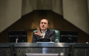 نایب رئیس مجلس: سوریه دیوارهایش پوسیده بود؛ مشکل از ما و مقاومت نبود نایب رئیس مجلس: سوریه دیوارهایش پوسیده بود؛ مشکل از ما و مقاومت نبود