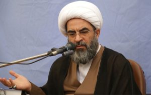 فاضل لنکرانی عضو جامعه مدرسین حوزه علمیه قم: جای نگرانی دارد که حتی لوله‌کش‌ها مهاجرت می‌کنند