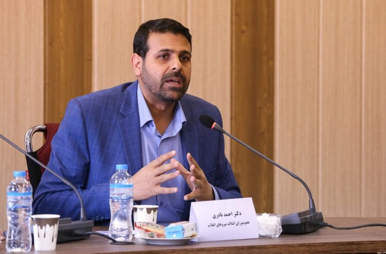 عضو هیات رئیسه مجلس: باید سلاح اتمی تولید کنیم