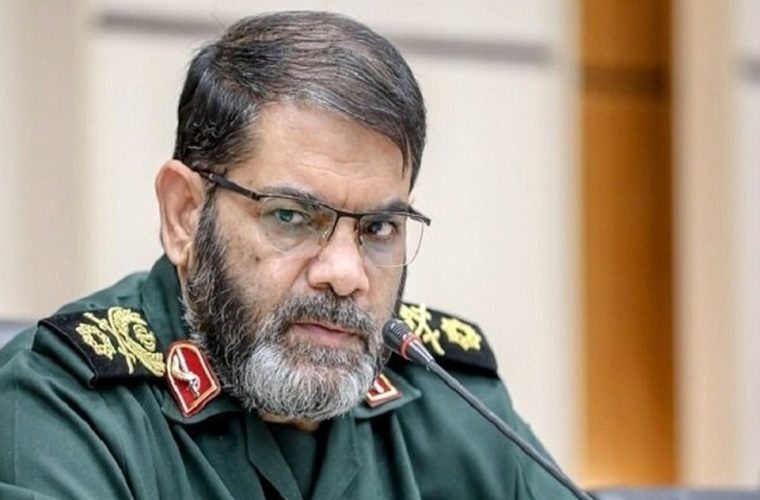 معاون هماهنگ‌کننده بسیج: مردم ایران گوش به فرمان امام زمان خود امام خامنه ای هستند و این هوشمندی ملت بزرگ ایران است