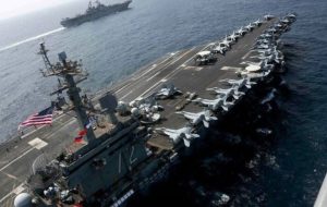 بلومبرگ: وزیر دفاع آمریکا دستور اعزام نیرو‌های بیشتر به خاورمیانه را صادر کرد / ناو کارل وینسون پس از اتمام رزمایش‌های خود در منطقه هند و اقیانوس آرام به خاورمیانه خواهد رسید / استقرار ناو هواپیمابر هری اس. ترومن در منطقه تمدید شد / سخنگوی پنتاگون: حضور غیرمعمول دو ناو هواپیمابر، تکرار نمایش قدرتی است که سال گذشته دولت بایدن انجام داد