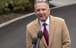 ویتکاف، نماینده ویژه ترامپ: موضع امروز ما، با برچیدن برنامه‌ هسته ای ایران آغاز می‌شود / این به آن معنا نیست که تا حدی راه‌های دیگری برای یافتن مصالحه نخواهیم یافت/ اگر تهران از برچیدن برنامه هسته‌ای خود خودداری کند، موضوع را به ترامپ ارجاع خواهم داد تا تعیین کند چگونه جلوی برویم