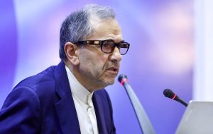 سخنگوی کمیسیون امنیت ملی به نقل از تخت‌روانچی: طرف آمریکایی برای سرمایه گذاری در ایران ابراز تمایل کرد / در نشست آینده، چارچوب مذاکره را مشخص خواهیم کرد؛ مرحله به مرحله جلو می‌رویم/ مذاکرات مسقط در منزل وزیر خارجه عمان برگزار شد