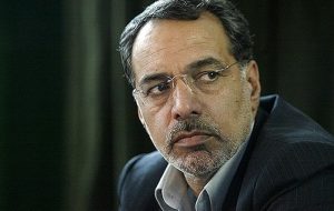 آرین منش: حاکمیت به جز تجدیدنظر در سیاست‌های اشتباه، راه دیگری در پیش رو ندارد/حتی افراد متدین در حال فاصله گرفتن از تندروها هستند