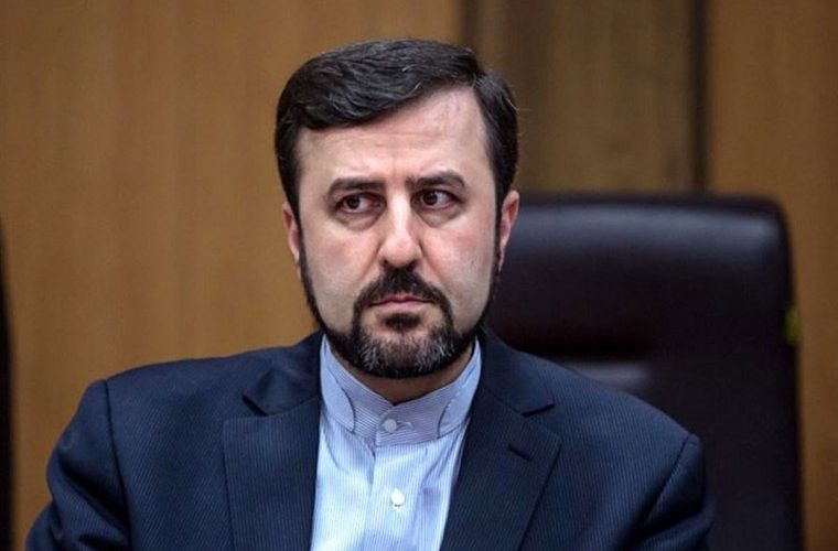 سخنگوی کمیسیون امنیت ملی به نقل از معاون وزیر خارجه: هیچ مذاکرهای درباره مباحث منطقهای و قدرت دفاعی و موشکی نداریم / غنی سازی اورانیوم خط قرمز ماست / اگر آمریکاییها به دنبال غنیسازی صفر هستند ما نیازی به ادامه مذاکرات نمیبینیم / حصول توافق مشروط به رعایت خطوط قرمز ایران است سخنگوی کمیسیون امنیت ملی به نقل از معاون وزیر خارجه: هیچ مذاکرهای درباره مباحث منطقهای و قدرت دفاعی و موشکی نداریم / غنی سازی اورانیوم خط قرمز ماست / اگر آمریکاییها به دنبال غنیسازی صفر هستند ما نیازی به ادامه مذاکرات نمیبینیم / حصول توافق مشروط به رعایت خطوط قرمز ایران است