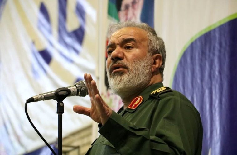 جانشین فرمانده کل سپاه: امروز در کشور ما هر فردی هر سخنی را آزادانه مطرح میکند و این موضوع باعث میشود جمعآوری اطلاعات برای دشمن آسان شود / تلفنهای همراه هوشمند هم یکی از ابزارهای مهم دشمن در ردیابی و نقطهیابی افراد هستند؛ سامانههای موشکی و پهپادی نیز اغلب بر همین فرکانسها تنظیم میشوند جانشین فرمانده کل سپاه: امروز در کشور ما هر فردی هر سخنی را آزادانه مطرح میکند و این موضوع باعث میشود جمعآوری اطلاعات برای دشمن آسان شود / تلفنهای همراه هوشمند هم یکی از ابزارهای مهم دشمن در ردیابی و نقطهیابی افراد هستند؛ سامانههای موشکی و پهپادی نیز اغلب بر همین فرکانسها تنظیم میشوند