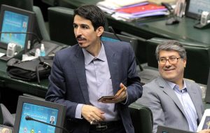 ادعای نماینده نزدیک به زاکانی: عراقچی خودش هم مخالف تمدید اسنپ‌بک بود