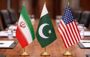 وال استریت ژورنال: ایران به میانجی‌ها گفته که تنها در صورتی در مذاکرات با آمریکا در اسلام‌آباد شرکت خواهد کرد که آتش‌بس در لبنان برقرار شود / تهران به واسطه‌ها اطلاع داده که ممکن است از تصمیم خود برای بازگشایی تنگه هرمز صرف‌نظر کند
