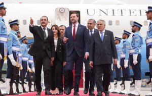 سی‌ان‌ان: مقامات آمریکایی در حال بررسی دومین دیدار رو در رو با ایرانی‌ها قبل از پایان مهلت آتش‌بس هستند