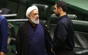 تیم جلیلی و پایداری در مجلس حاضر به امضای بیانیه در حمایت از تیم مذاکره کننده به ریاست قالیباف نشد