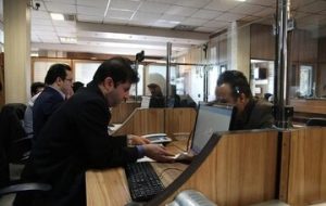سخنگوی سازمان اداری: به حضور کارکنان ادارات بعد از ساعت ۱۳ اضافه‌کاری تعلق نمی‌گیرد