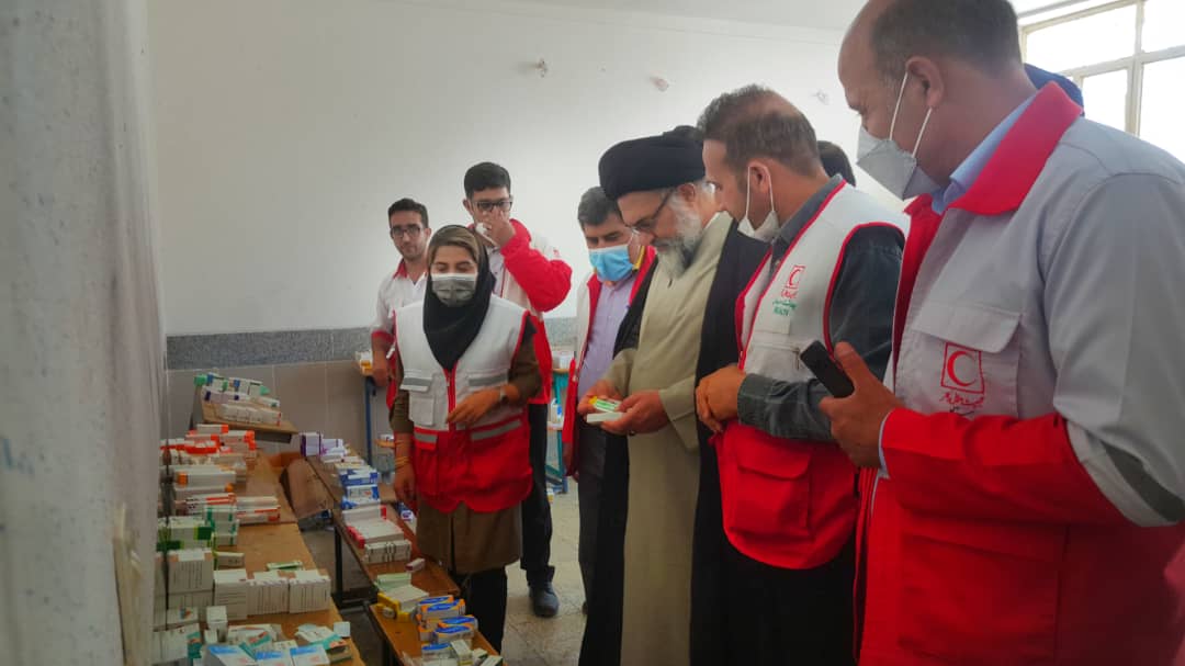 بازدید نماینده ولی فقیه استان کهگیلویه و بویراحمد از مانور بهداشت و درمان اضطراری جمعیت هلال احمر در روستاهای بخش جلیل شهرستان بویراحمد همزمان با هفته هلال احمر