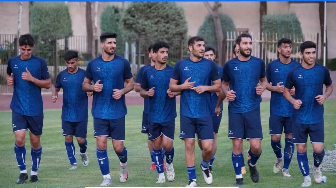 ۶۷درصد بازیکنان فوتبال نفت و گاز گچساران بومی هستند