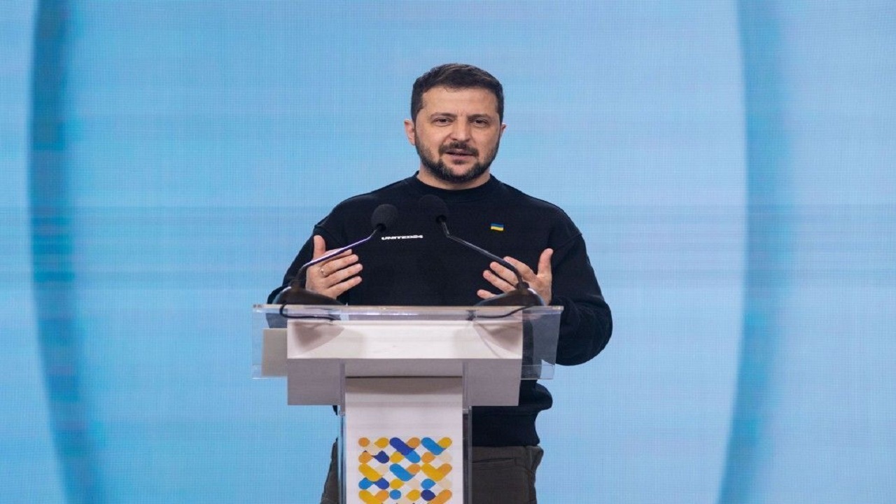 «زلنسکی» روسیه، ایران و چند کشور دیگر را تحریم کرد