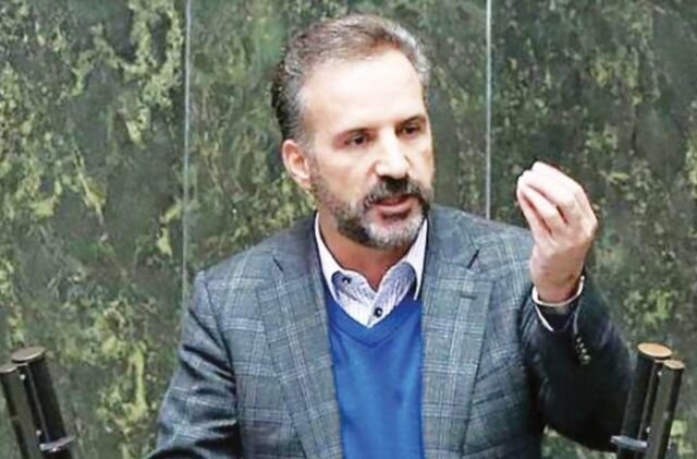 نماینده مجلس دهم: عدم برخورد با سعیدطوسی و رضاثقتی دلایل سیاسی دارد نماینده مجلس دهم: عدم برخورد با سعیدطوسی و رضاثقتی دلایل سیاسی دارد