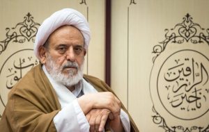 شیخ حسین انصاریان: بیمارانی به علت نداشتن پول می‌میرند/ برخی به دلیل «فقر» برای اینکه خجالت‌زده زن و فرزند نشوند، خود را می‌کشند / در جامعه ما گذشت کم شده است