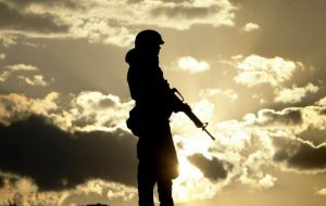 خودکشی سرباز وظیفه سر پست نگهبانی با سلاح جنگی در بم