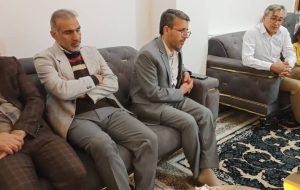 مدیرکل تامین اجتماعی استان در دیدار با خانواده شهیدان اندرزی و شجاعی زاده:وظیفه ما در قبال خون شهدا تحقق آرمان های متعالی آنهاست