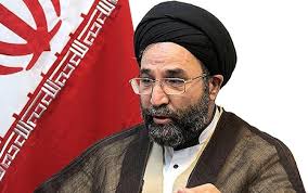 واکنش یک عضو کمیسیون اجتماعی به ماجرای درمانگاه قم: از نظر اسلام تجسس در زندگی افراد صحیح نیست/ رفتارهایی که از این روحانی سر زد، شائبه‌برانگیز است/ مستندسازی قابل قبول نیست و باید از طریق مراجع قانونی پیگیری شود