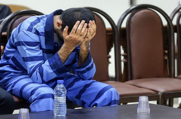 پس از دو بار محاکمه به اتهام شلیک مرگبار به متهم فراری؛ مأمور پلیس به قصاص محکوم شد