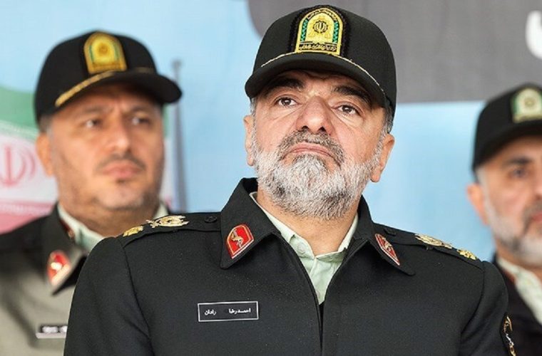 سردار احمدرضا رادان، فرمانده نیروی انتظامی به فیلم دستگیری دو دختر ۱۴ ساله توسط گشت ارشاد واکنش نشان داد/رفتار آن دخترها بد و رفتار پلیس هم یک مقدار غیرحرفهای بود سردار احمدرضا رادان، فرمانده نیروی انتظامی به فیلم دستگیری دو دختر ۱۴ ساله توسط گشت ارشاد واکنش نشان داد/رفتار آن دخترها بد و رفتار پلیس هم یک مقدار غیرحرفهای بود