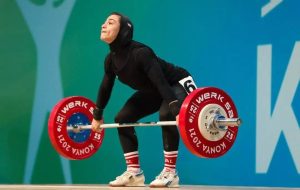 جزئیات ناپدید شدن دختر وزنهبردار ایران در اسپانیا / رییس فدراسیون وزنه برداری: فاطمه کشاورز میگوید که سردرد دارد و میخواهد یک ساعت استراحت کند / مربی تیم بانوان پاسپورتها را در داخل چمدان خود گذاشته بود؛ زمانی که به اتاق مراجعه میکند متوجه میشود چمدان او به هم ریخته و پاسپورت فاطمه کشاورز نیست جزئیات ناپدید شدن دختر وزنهبردار ایران در اسپانیا / رییس فدراسیون وزنه برداری: فاطمه کشاورز میگوید که سردرد دارد و میخواهد یک ساعت استراحت کند / مربی تیم بانوان پاسپورتها را در داخل چمدان خود گذاشته بود؛ زمانی که به اتاق مراجعه میکند متوجه میشود چمدان او به هم ریخته و پاسپورت فاطمه کشاورز نیست