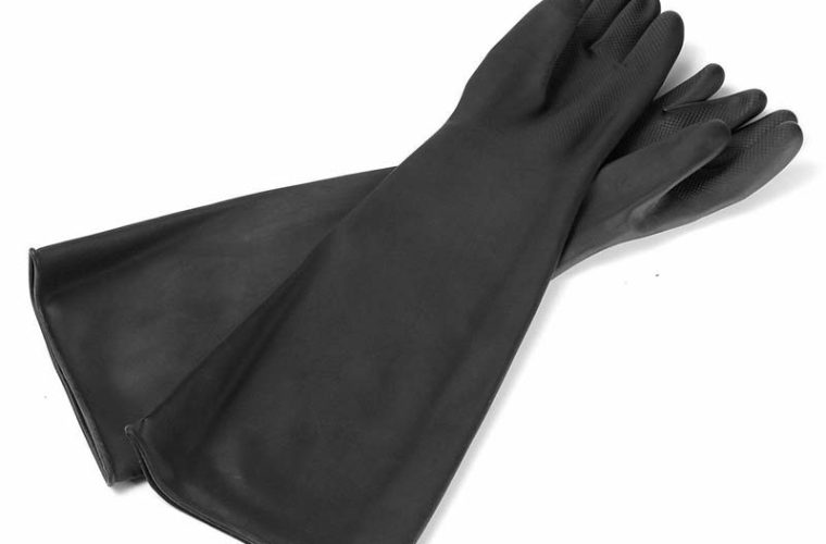 ایمنی در کارگاه، با دستکش ضد اسید: از آسیب‌های شیمیایی جلوگیری کنید