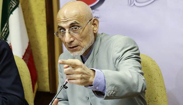 مخالفت مصطفی میرسلیم با کاهش تعرفه و واردات گوشیهای آیفون: تا موقعی که اپل رفتاری خصمانه با نرم افزارهای ایرانی دارد به مصلحت نیست مخالفت مصطفی میرسلیم با کاهش تعرفه و واردات گوشیهای آیفون: تا موقعی که اپل رفتاری خصمانه با نرم افزارهای ایرانی دارد به مصلحت نیست